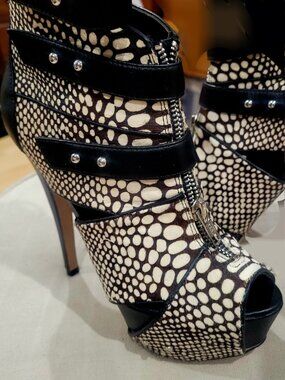 Peep Toe Platform Heels